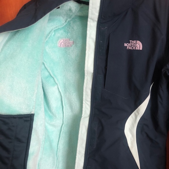 Women’s Northface Tri-Climate Jacket - Picture 3 of 5
